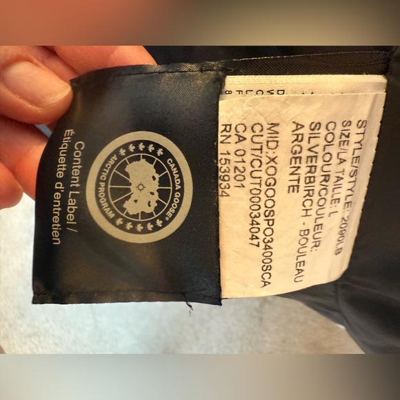 Canada Goose Women’s Lorette Parka - Picture 9 of 15